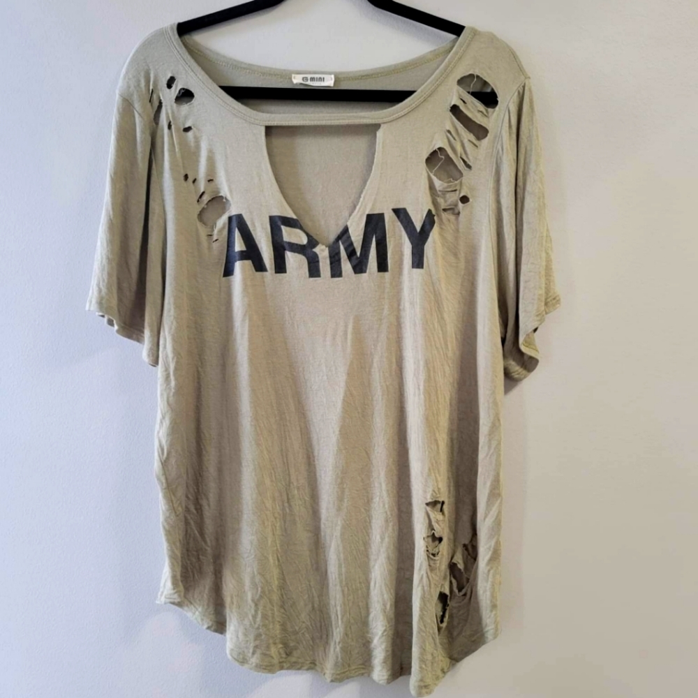 Distressed Army t-shirt